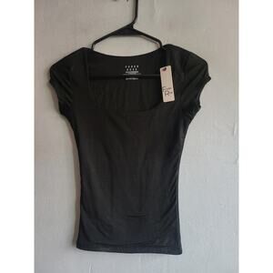 NEW women's XS junior black skinny baby tee scoop neck